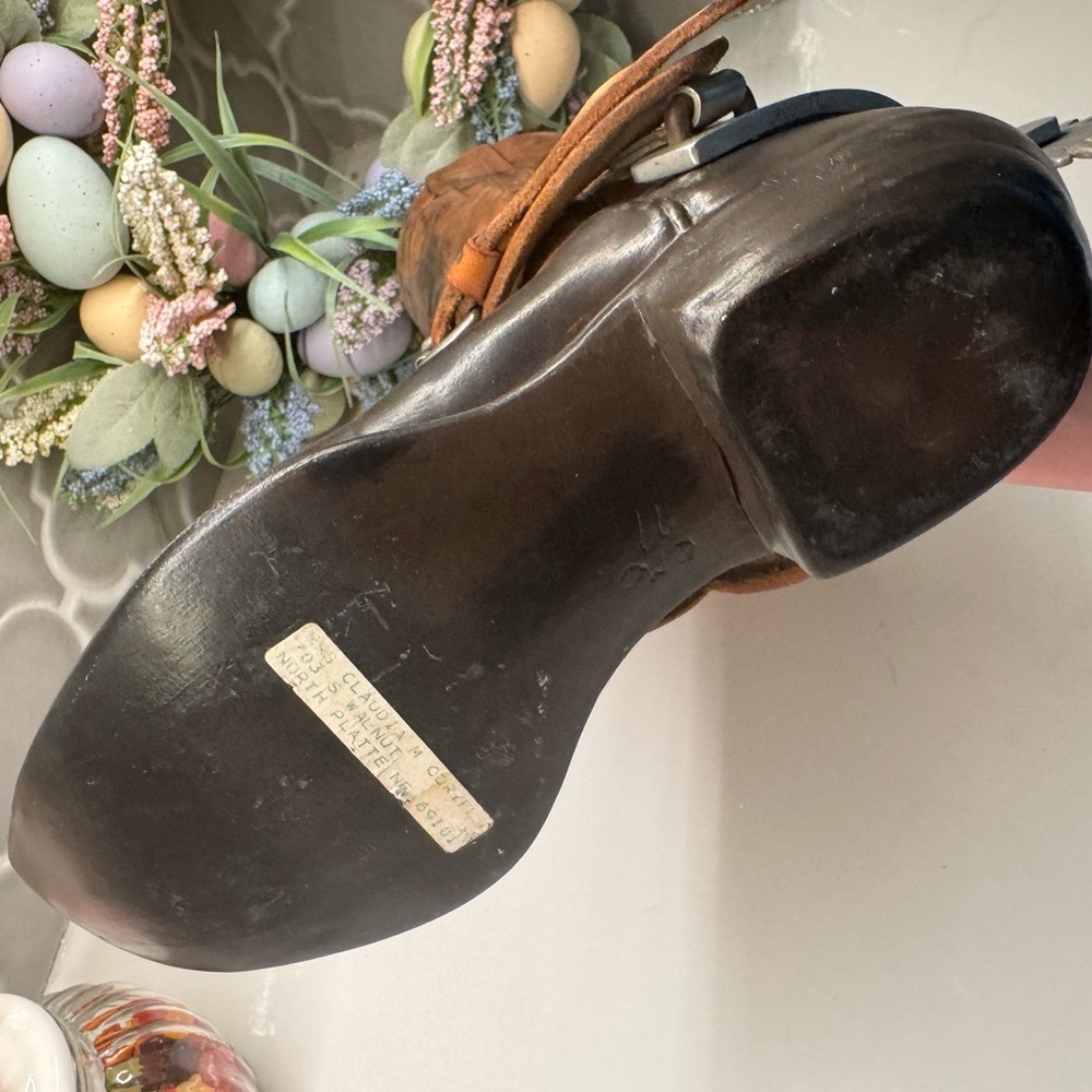 Vintage 1977 ceramic boot with spit - Picture 6 of 10